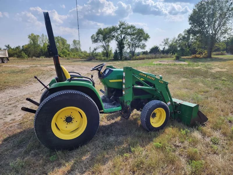 John Deere 4300 Compact Utility Tractor w/ Loader, interior view