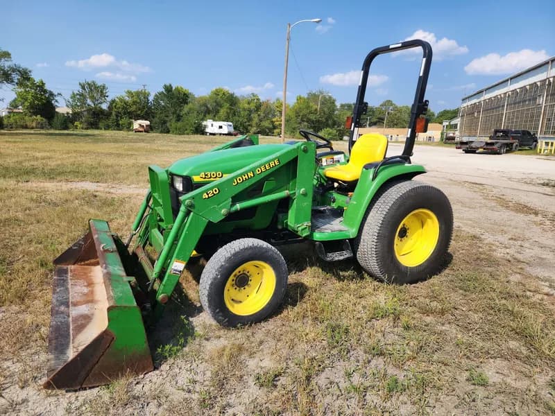 John Deere 4300 Compact Utility Tractor w/ Loader, primary view