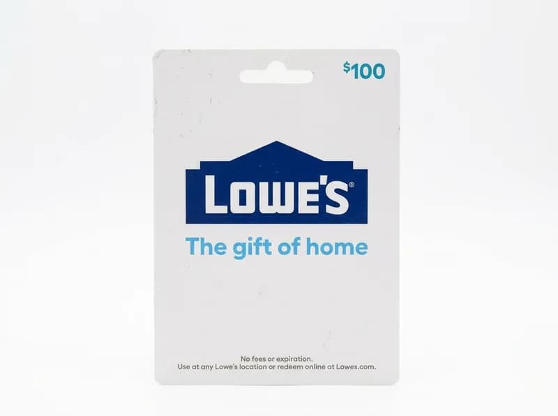Gift Card Wars #1, close-up view