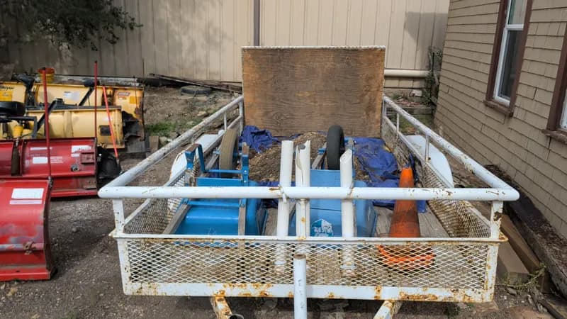 Tandem-Axle Utility Trailer w/ Mesh Sides, view 8