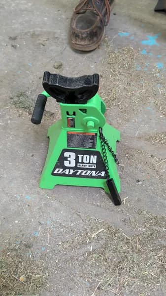 Daytona 3 Ton Heavy Duty Floor Jack, primary view