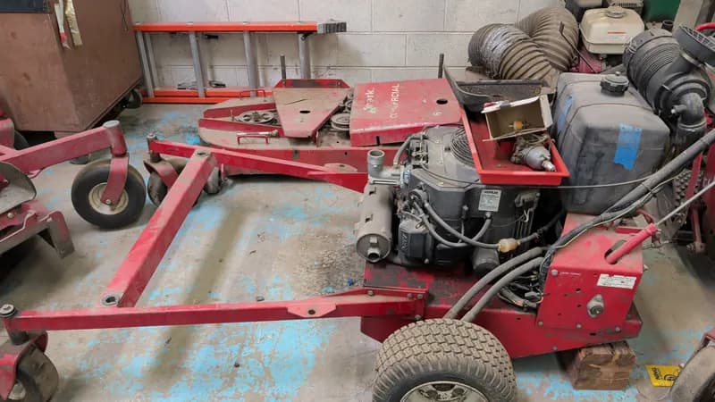 Turfco Topdressing Spreader Hydraulic System, primary view