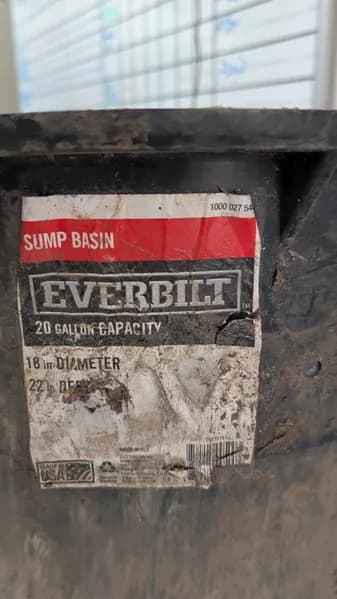 Large Concrete Mixing Drum Bucket w/ Lid, side view