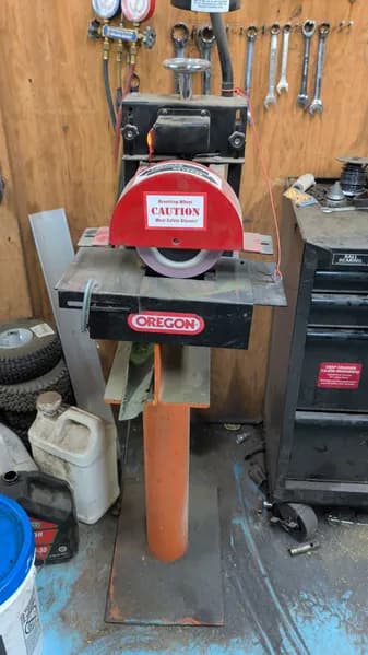 Oregon Bench Grinder with Revolving Wheel, primary view