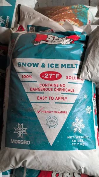 Morgro Snow and Ice Melter 50 lb Bags Lot, detail view