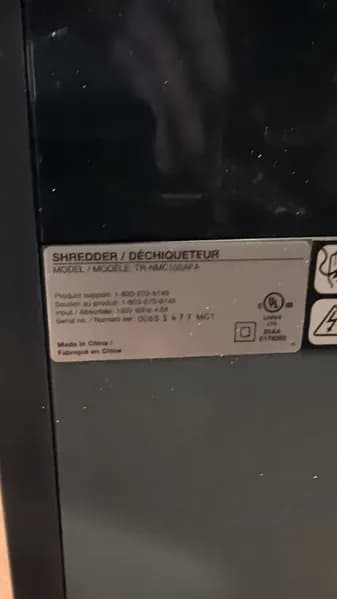 Tru Red TR-NMC100AFA Micro-Cut Paper Shredder, rear view