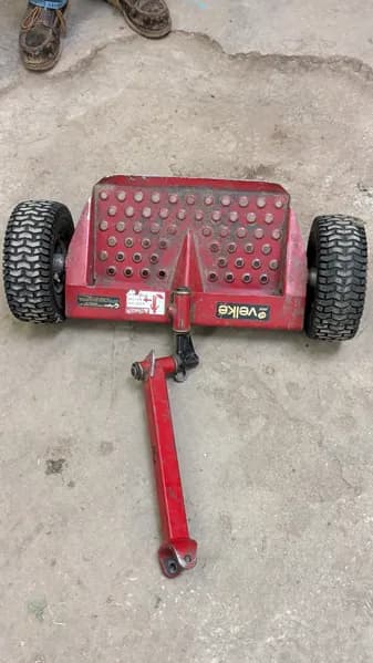 Red Velke platform for mowing operations, primary view