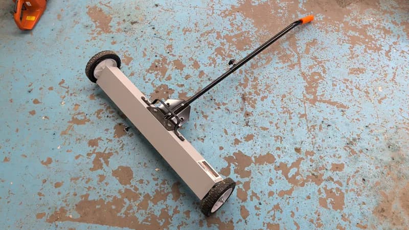 30in Magnetic Floor Sweeper w/ Wheels 50lb Capacity, primary view