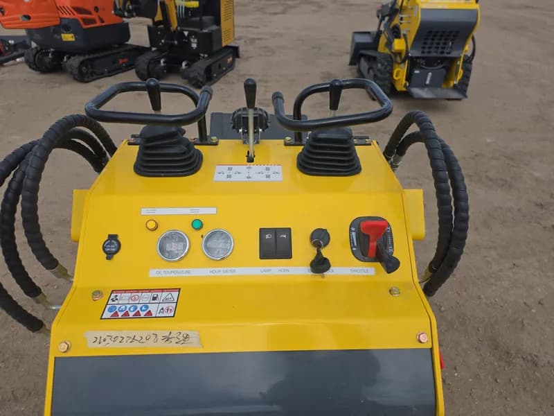 ATS Power ATS-T460 Mini Track Skid Steer Loader, interior view