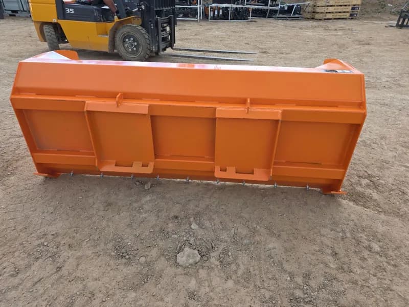 Wolverine SP-15-84W Skid Steer Snow Pusher, close-up view