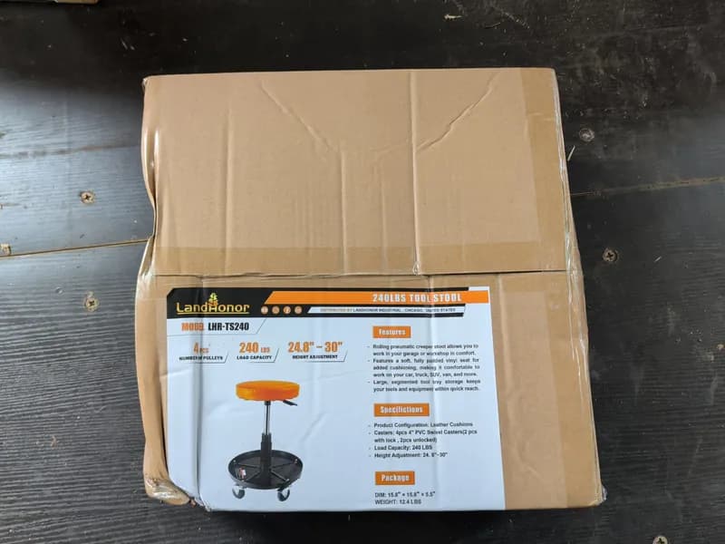LandHonor LHR-TS240 240 lbs Rolling Pneumatic Creeper Tool Stool, side view
