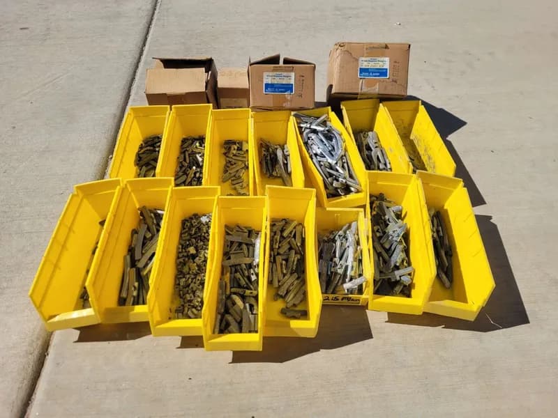 Coats 1050 Solid State Direct Drive Computer Wheel Balancer w/ Weights, interior view