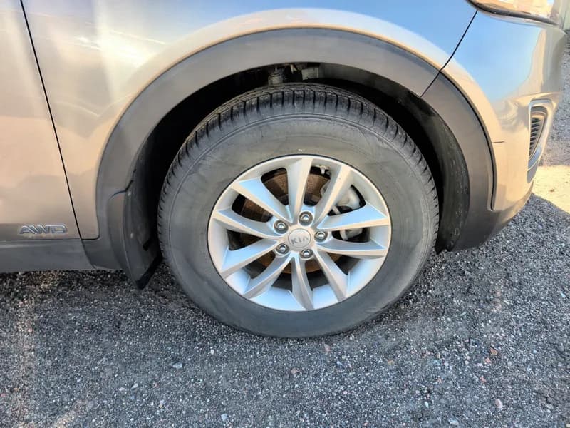 2017 Kia Sorento AWD – 2.4L GDI – 174K Miles – Compression Issue – Clean Title, view 20