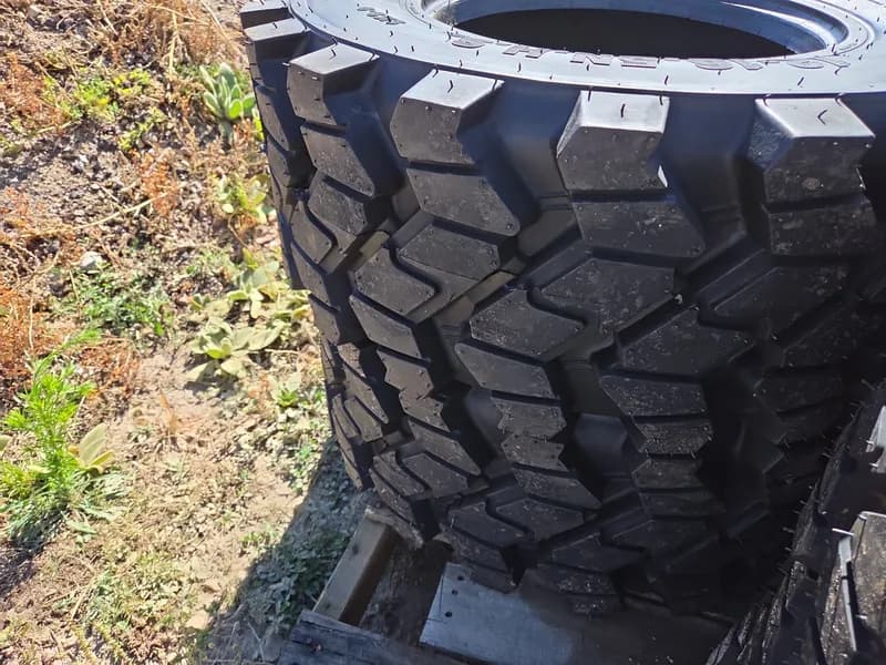 New Set of Four Forerunner SKS-9 Skid Steer Tires - Size 12-16.5, detail view