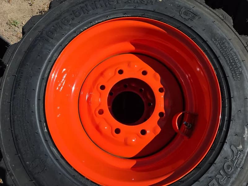 Set of 4 New Forerunner SKS-1 10-16.5 Tires & Wheels for Bobcat or Kubota, detail view