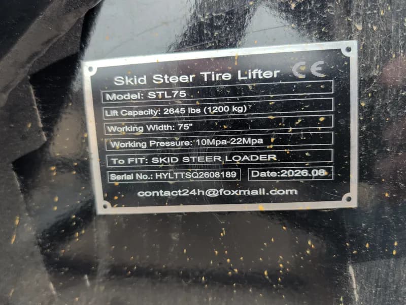 Skid Steer Tire Lifter Attachment STL75 75in, interior view