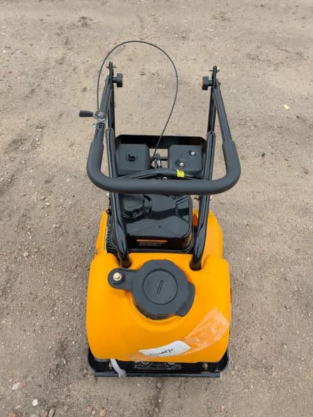 C90T Plate Compactor w/ 212cc Ducar Engine, view 7