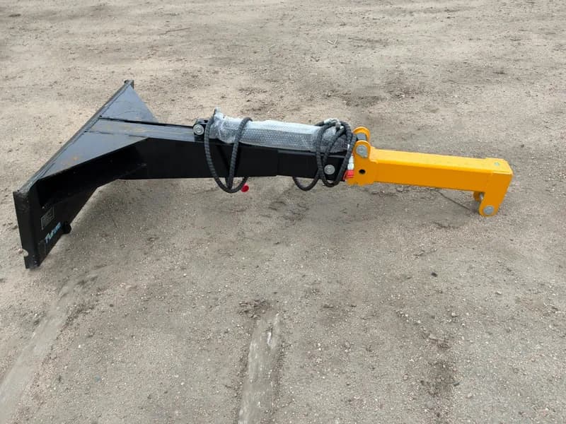 Skid Steer Telescopic Boom TBL47 w/ Hydraulic Cylinder, detail view