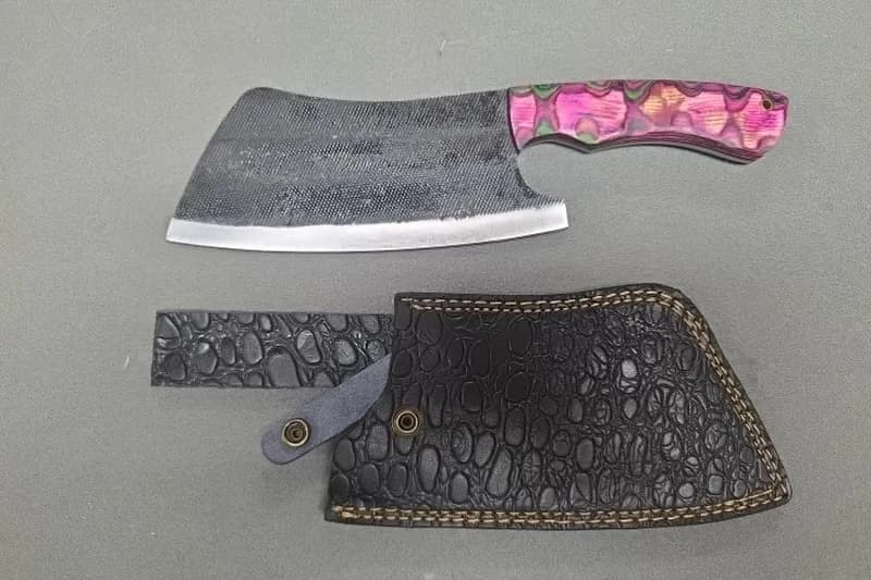 Cleaver Knife Set w/ Pink Handle & Leather Sheath, side view