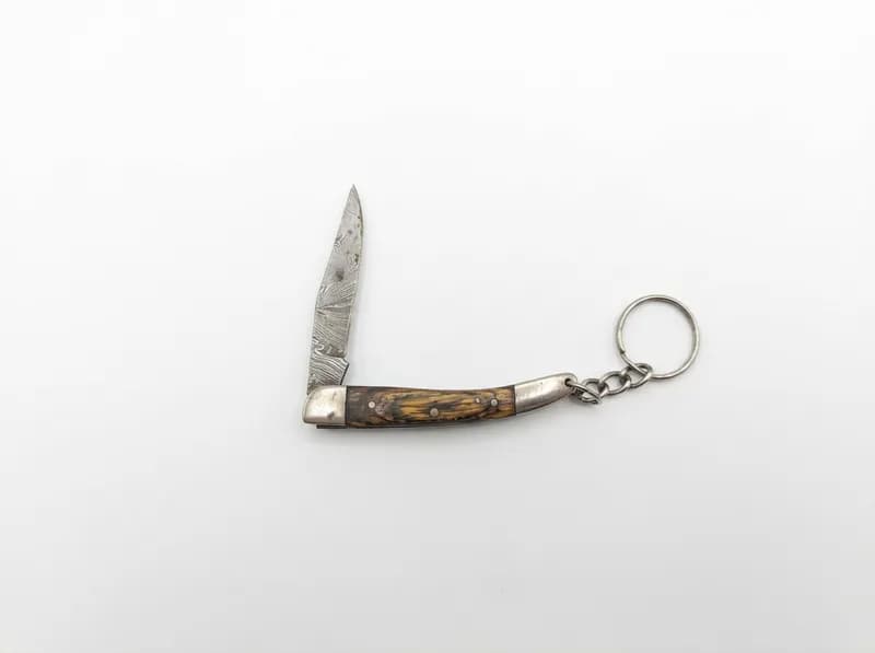 Folding Pocket Knife w/ Tortoiseshell Handle & Keychain, primary view