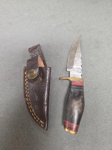 Fixed Blade Knife w/ Patterned Blade, Brass Guard, Wood Handle & Leather Sheath, rear view