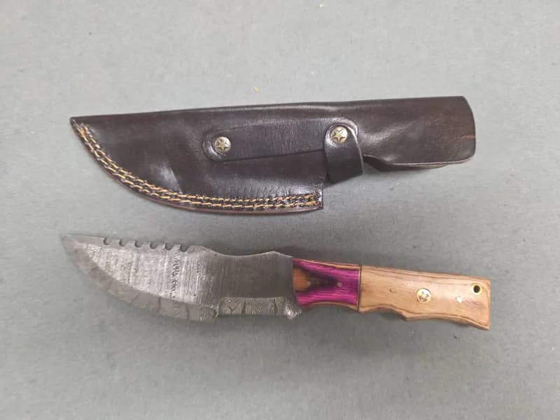 Two Fixed Blade Knives w/ Leather Sheaths, Damascus-Pattern Tracker & Tanto, side view