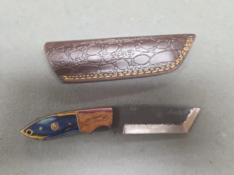 Two Fixed Blade Knives w/ Leather Sheaths, Damascus-Pattern Tracker & Tanto, rear view