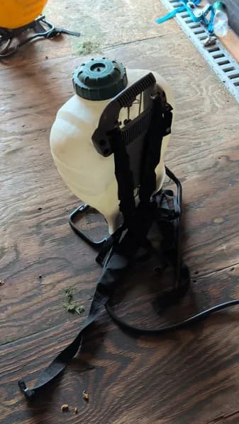 Tesco Backpack Sprayer, rear view