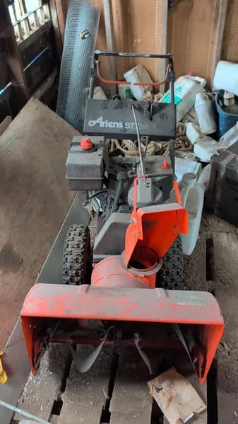 Ariens ST724 7HP Snow Blower, primary view
