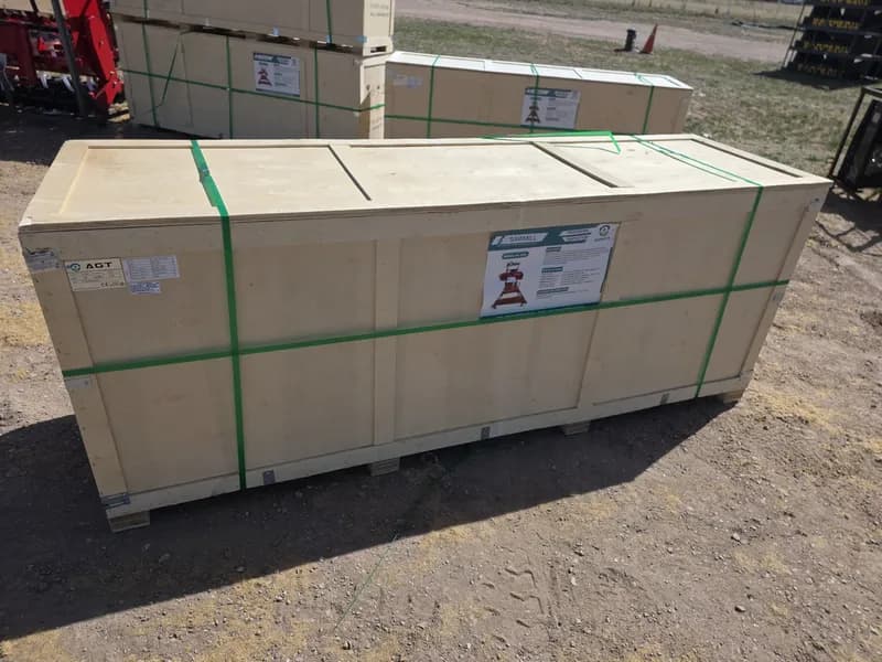 AGT YC-26G Portable Horizontal Band Sawmill, side view
