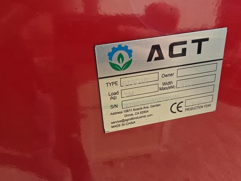 AGT STSD10 Agricultural Seeder Attachment with Three-Point Hitch, interior view